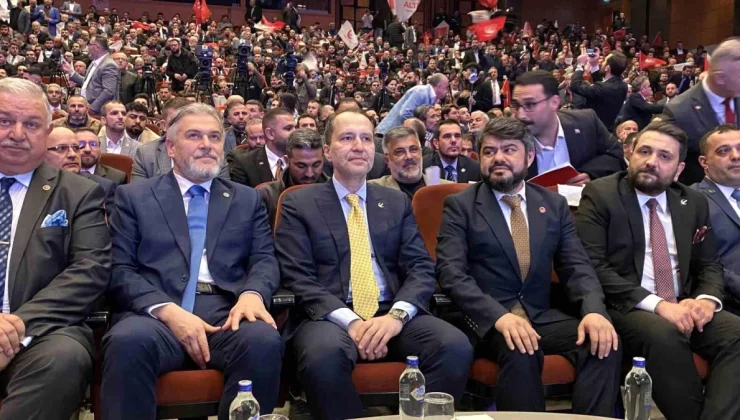 Yeniden Refah Partisi İstanbul Büyükşehir Belediye Başkan Adayı Mehmet Altınöz ve ilçe belediye başkan adayları tanıtıldı