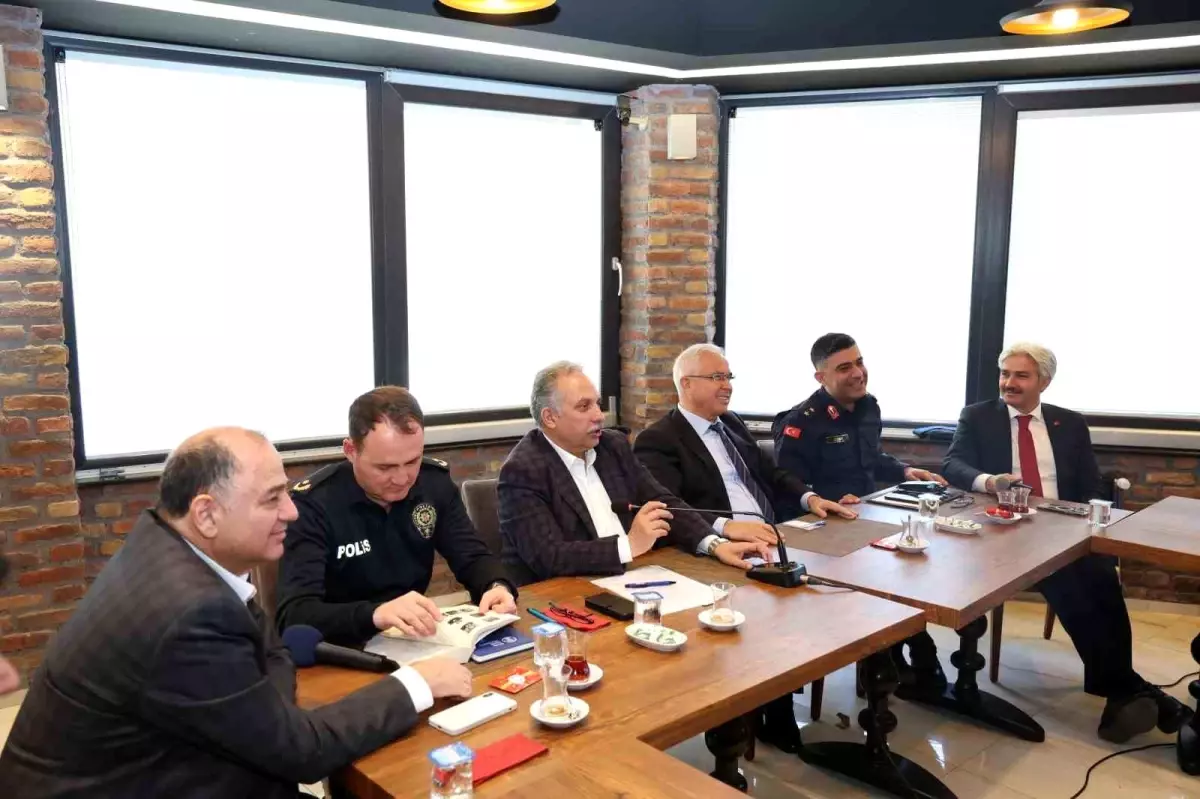 Talas’ta Muhtarlar Günü Kutlandı