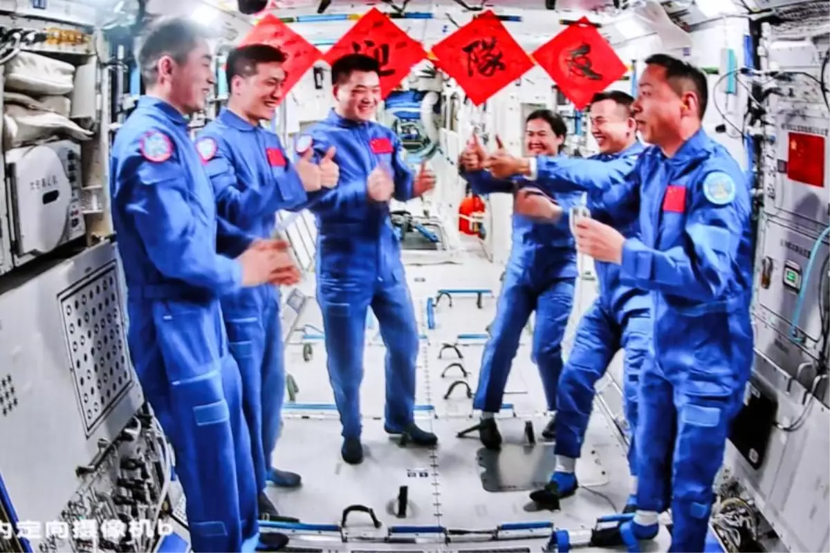 Shenzhou-18 Astronotları Dünya’ya Dönüyor