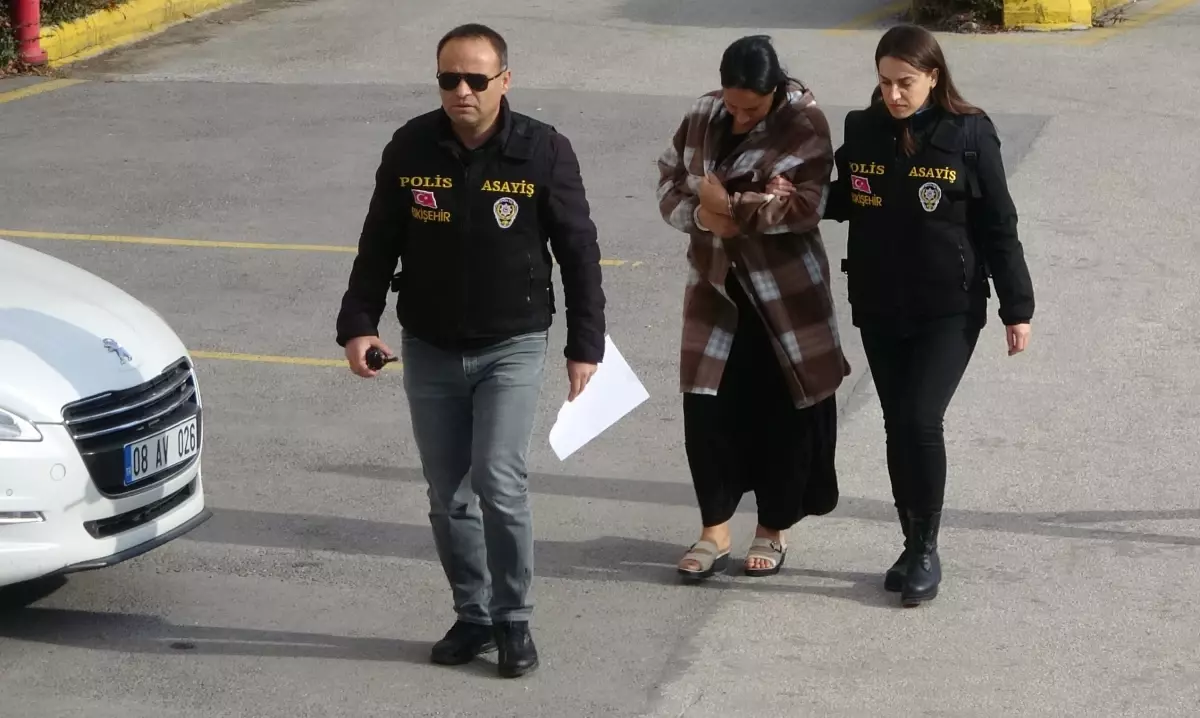 11 Çocuk Annesi Hırsızlık Zanlısı Gözaltına Alındı
