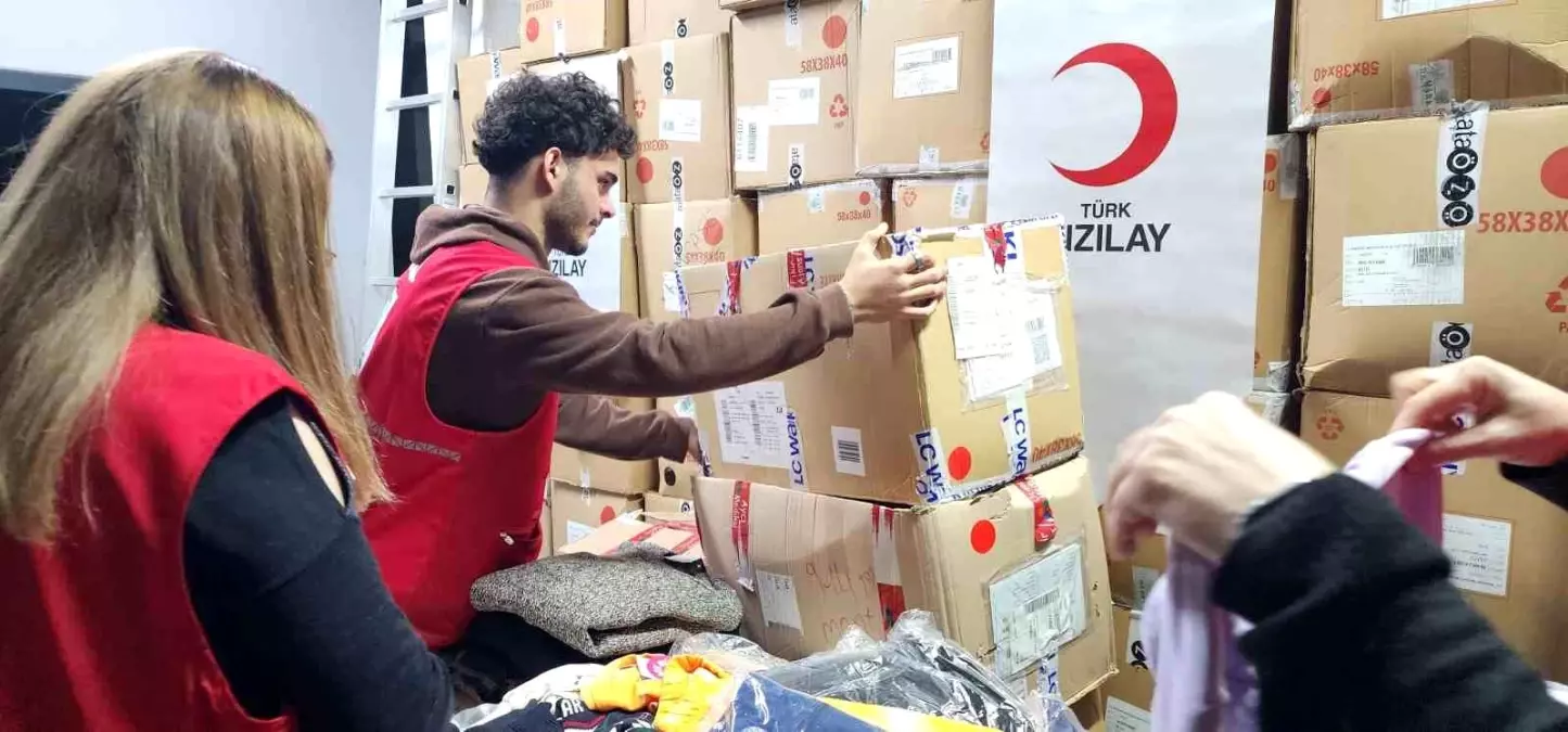 Filistinli Genç Kızılay’da Gönüllü
